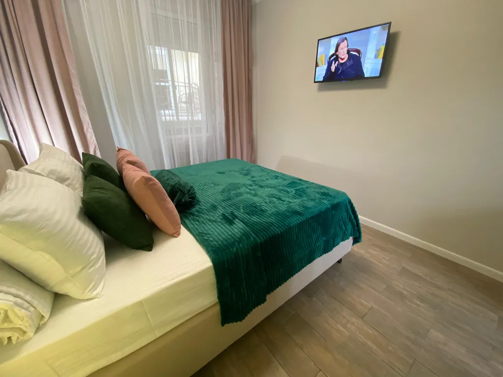 Квартира Однокомнатная квартира в центре, 200м от моря — Адлер