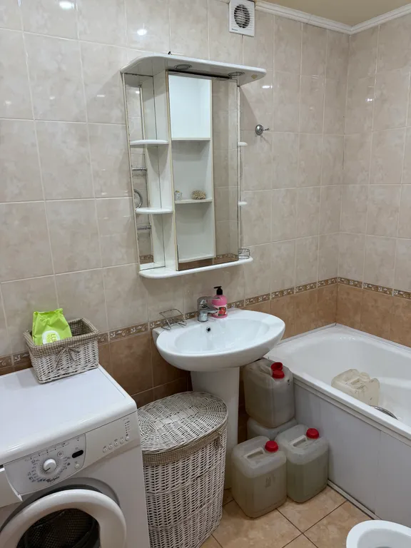 Хорошая квартира Калининский рынок