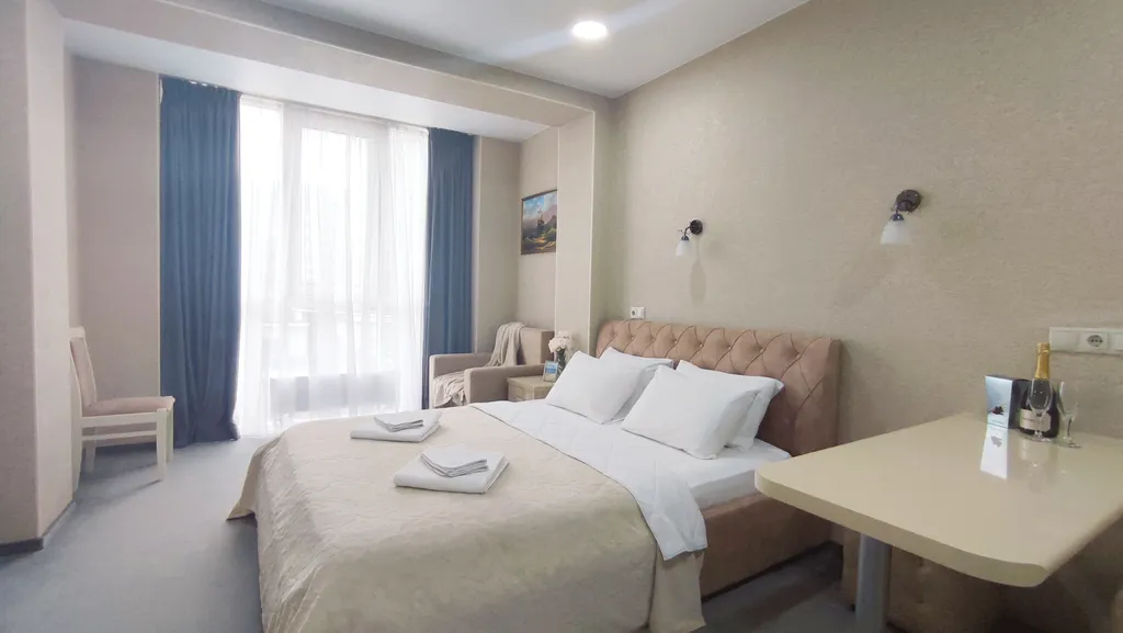 Квартира Апартаменты рядом с морем с видом на бассейн — Анапа