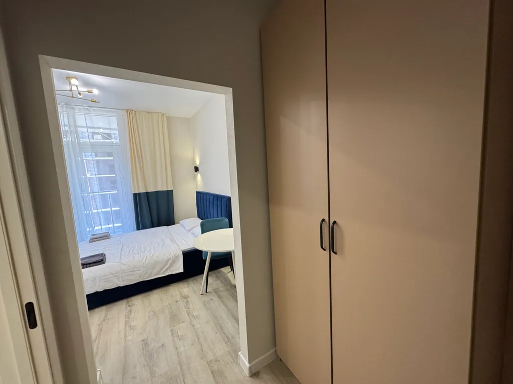 Апартамент с балконом