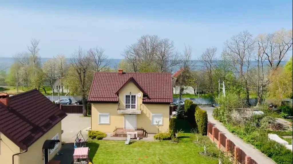 4-комнатный Дом