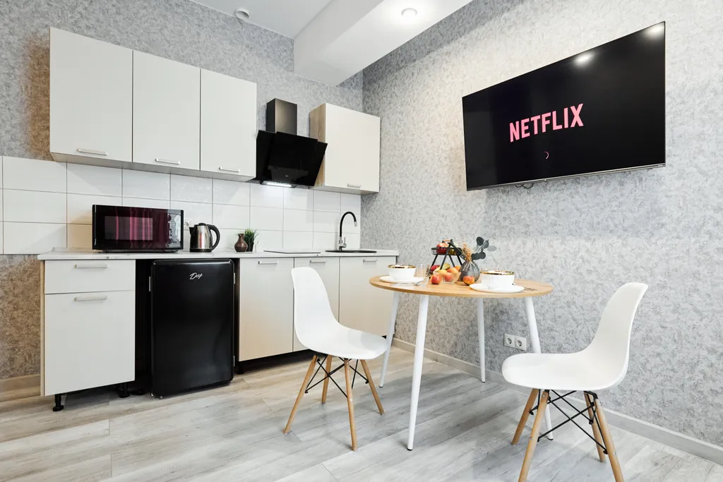 Студия в центре города, рядом парки, театры, учебные заведения