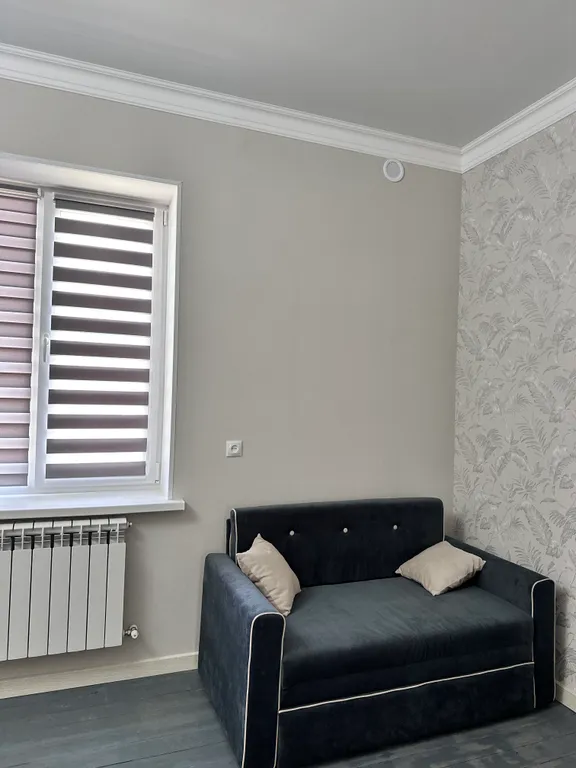 Сдается новый дом у берега моря.