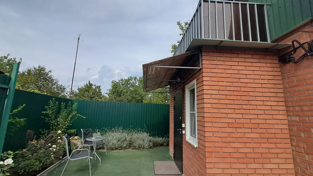 2-х этажный дом в центре города