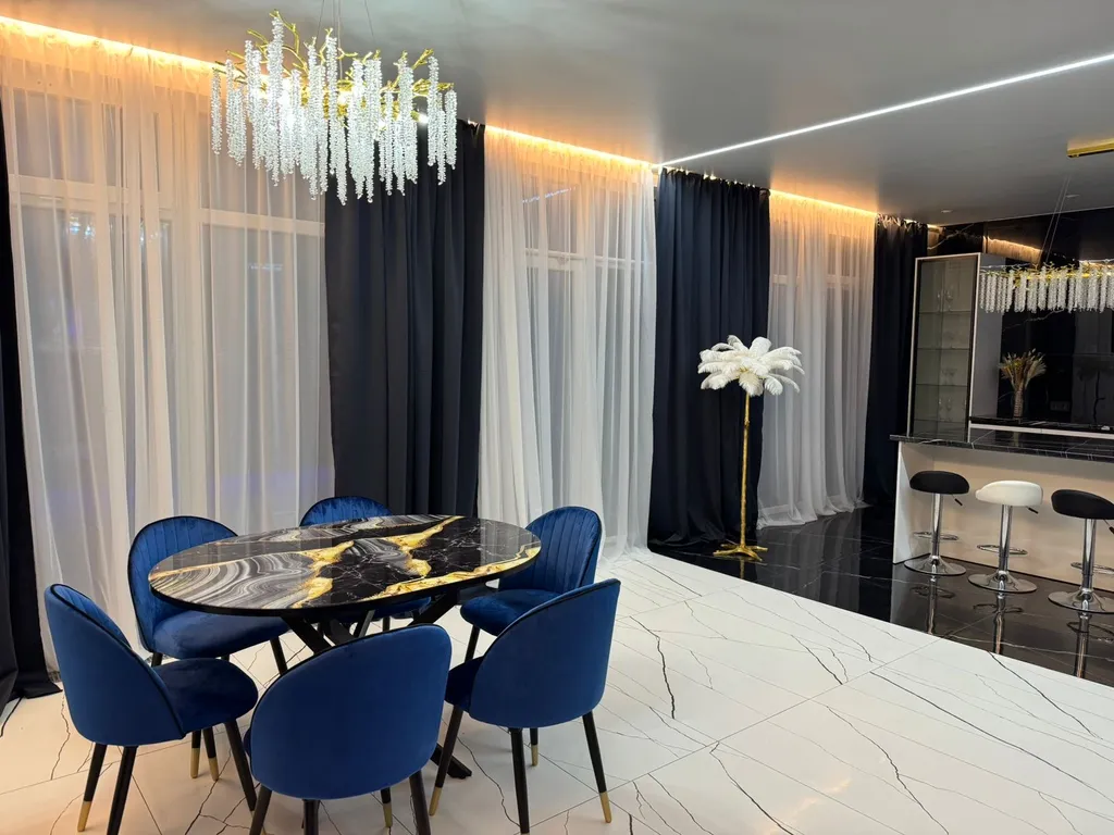 Дом с баней и теплым бассейном