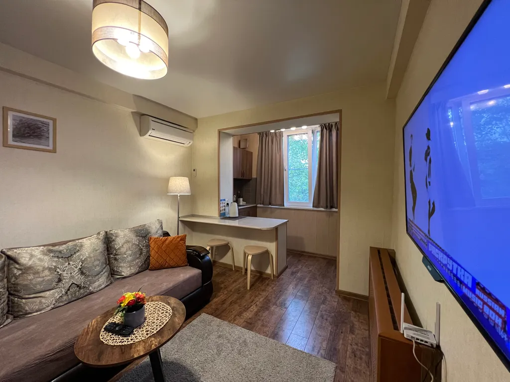 Уютная мини-студия возле ТРЦ Вершина Плаза