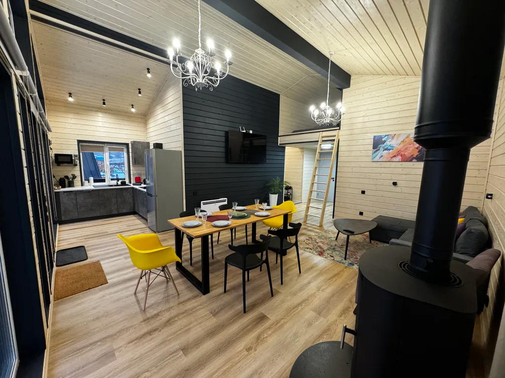 Уютный коттедж БарнХаус с сауной (включена) и сибирским чаном