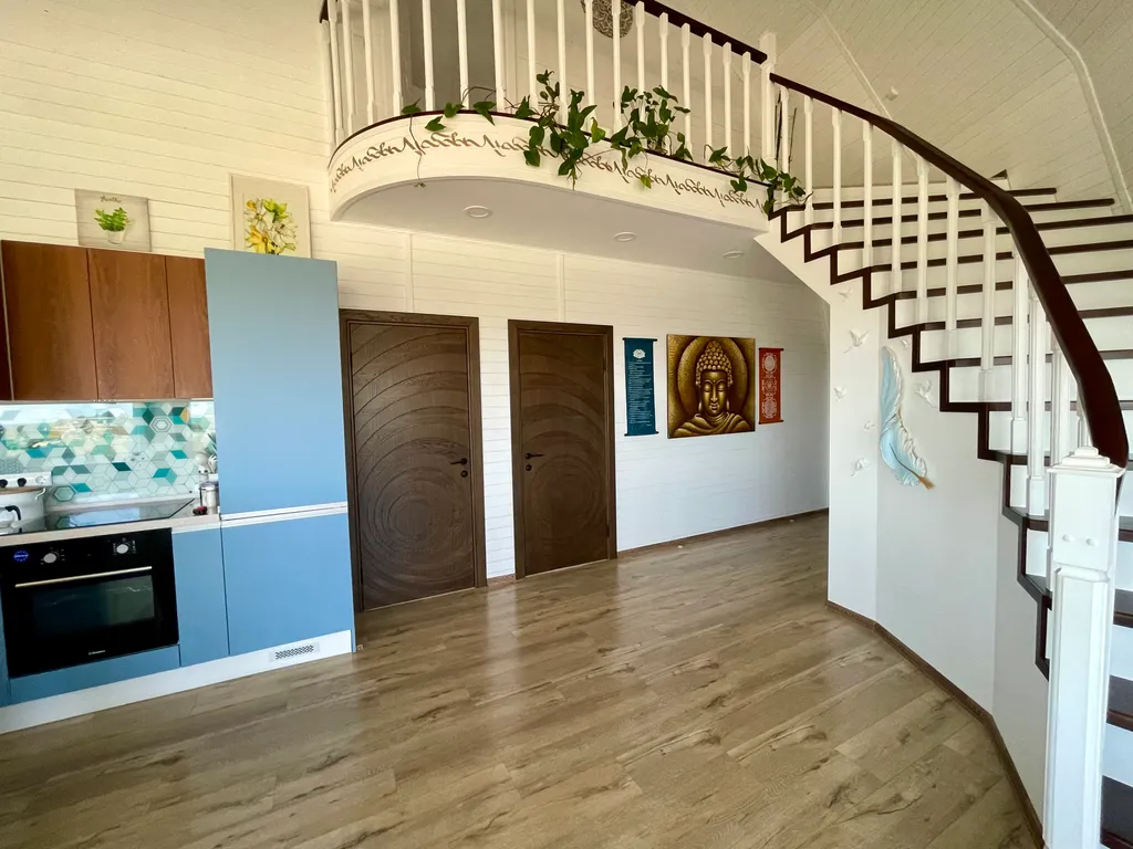 Купольный дом с видом на горы и море