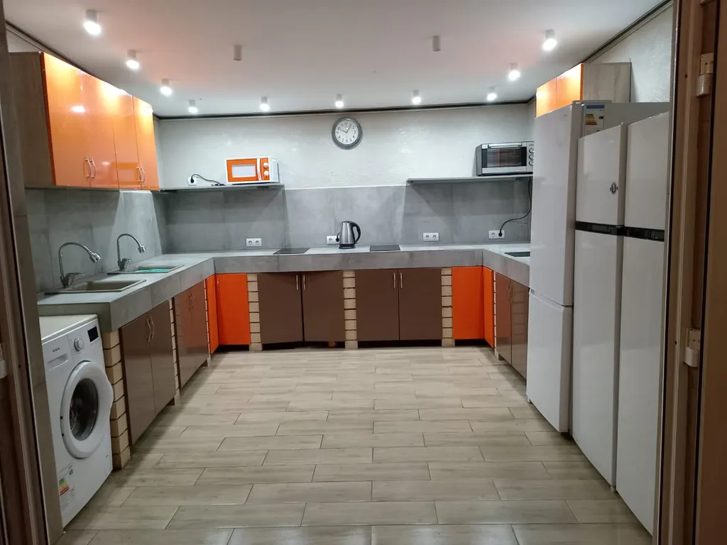 Уютный современный семейный номер в гостевом доме