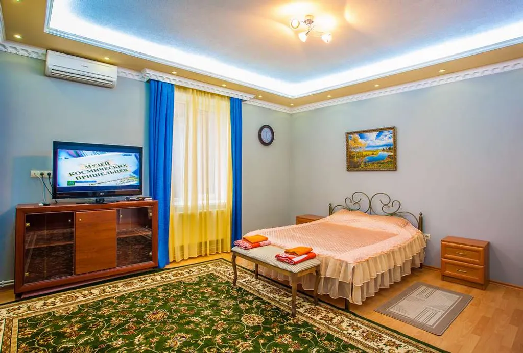 Апартаменты с двумя спальнями (в коттедже Тройка)