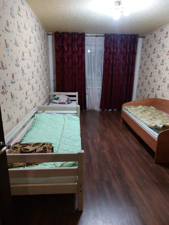 Трехкомнатная квартира в курортном городке