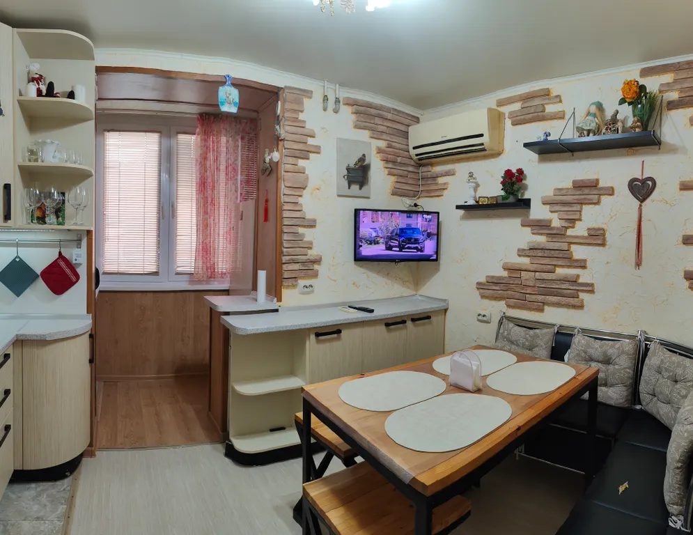 Просторная уютная 2-комнатная квартира с ремонтом в спальном районе — аренда посуточно в Туапсе