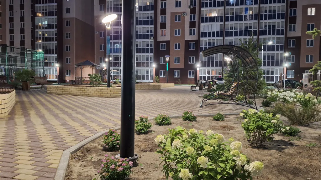 Уютная евродвушка в новом доме с огороженной территорией