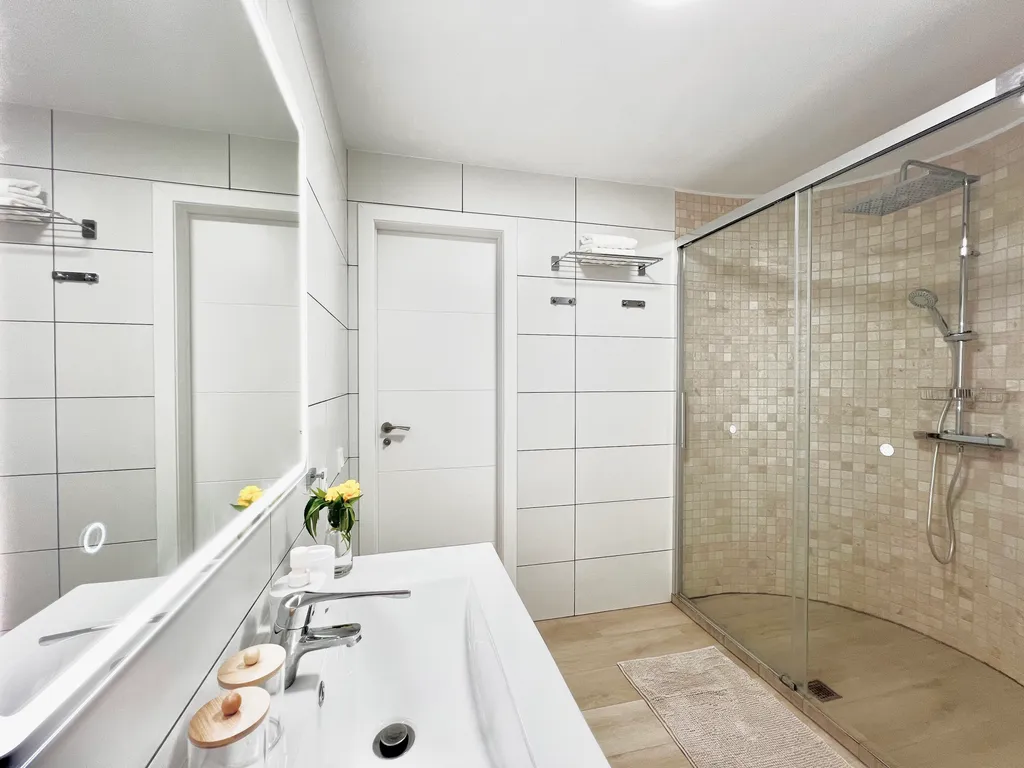 PaulMarie Apartment Lounge Cristina