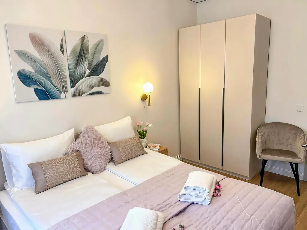 Квартира Апартаменты с одной спальней напротив ТРК Кристалл — Светлогорск