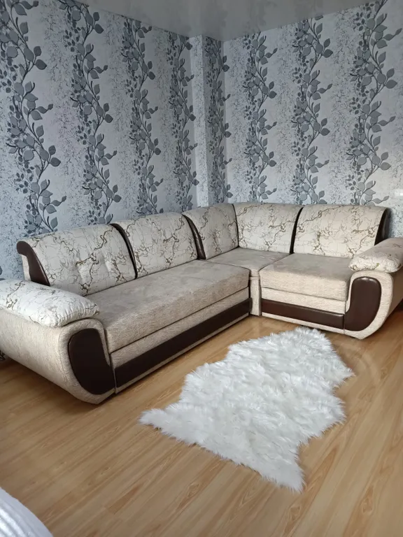 Светлая и теплая квартира