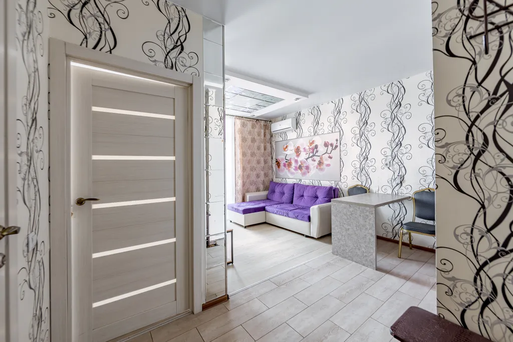 Евро-двухкомнатная квартира с дизайнерским ремонтом