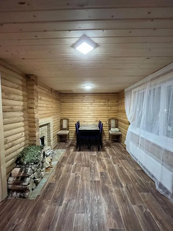 Уютный, современный домик в стиле а-фрейм