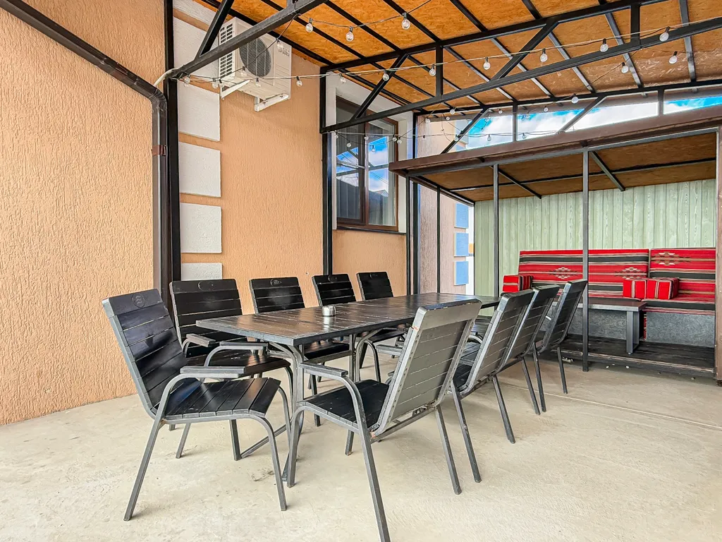 Уютный дом с видом на горы