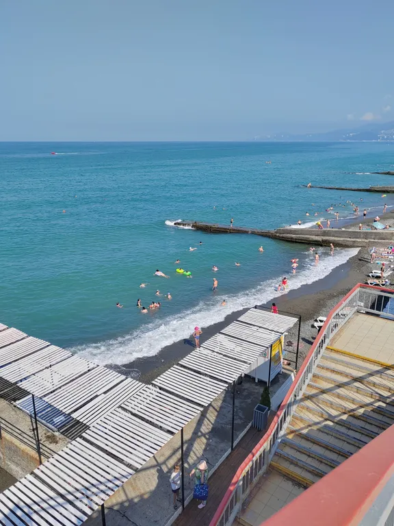 Уютное жильё со свежим ремонтом рядом с морем