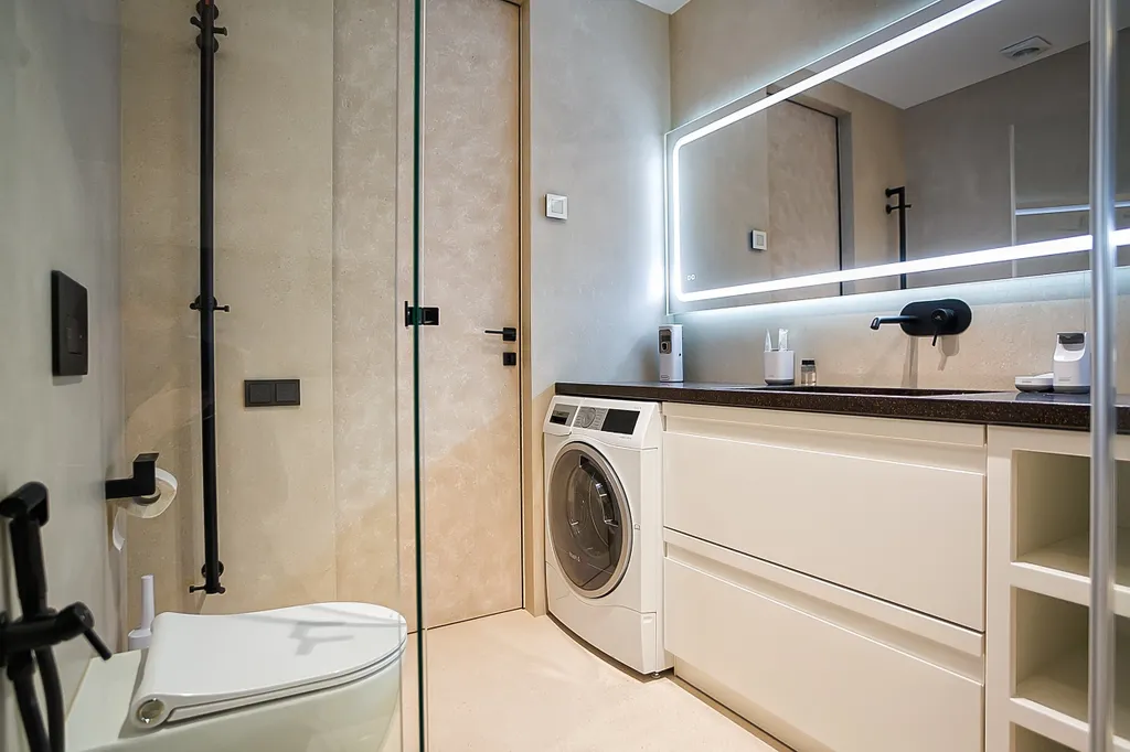 Большой апартамент с итальянским ремонтом с видом на море в приморском