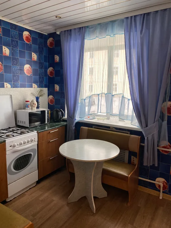 Двухкомнатная квартира в центре города — аренда посуточно в Ярцево