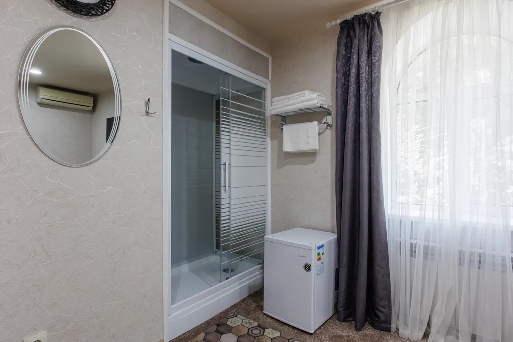 Уютный номер для двоих - двуспальная кровать