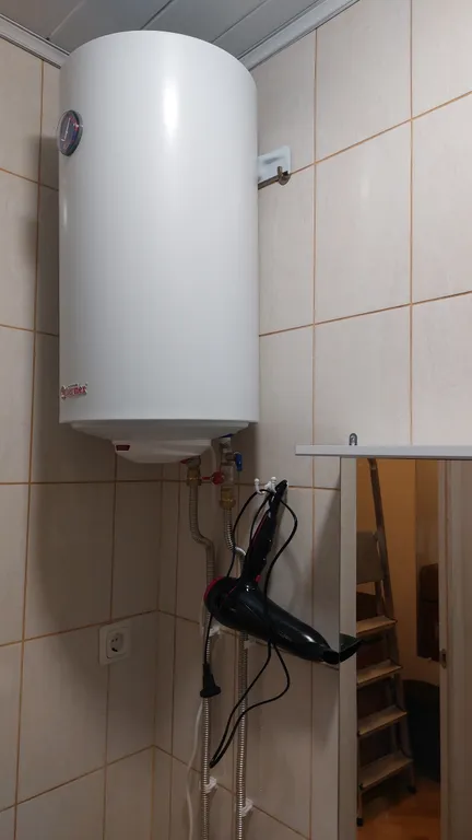 Уютная квартира около набережной в центре города "Как дома"