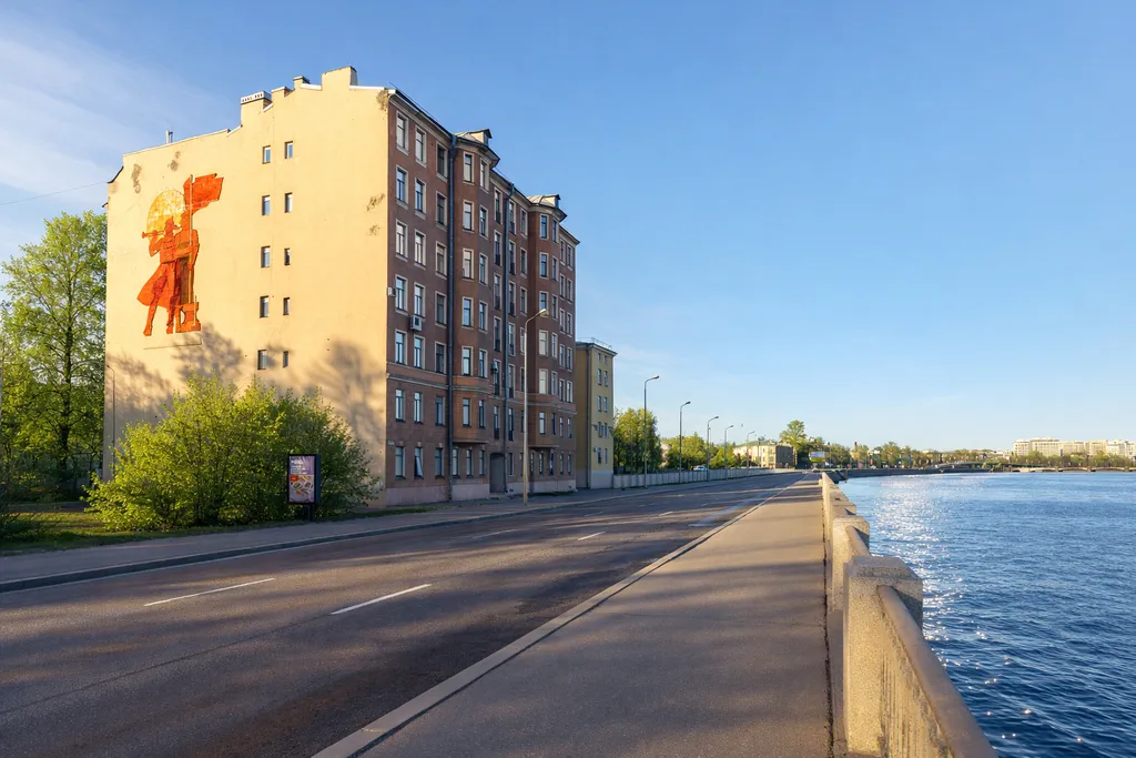 Новые апартаменты с видом на Большую Невку и Каменный остров