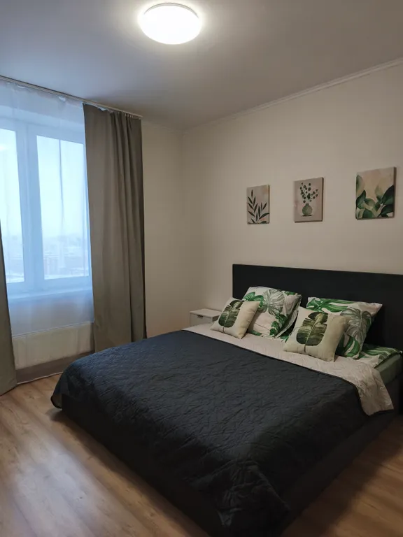 Квартира Просторная 2-х комнатная квартира с прекрасными видами  возле метро — Екатеринбург