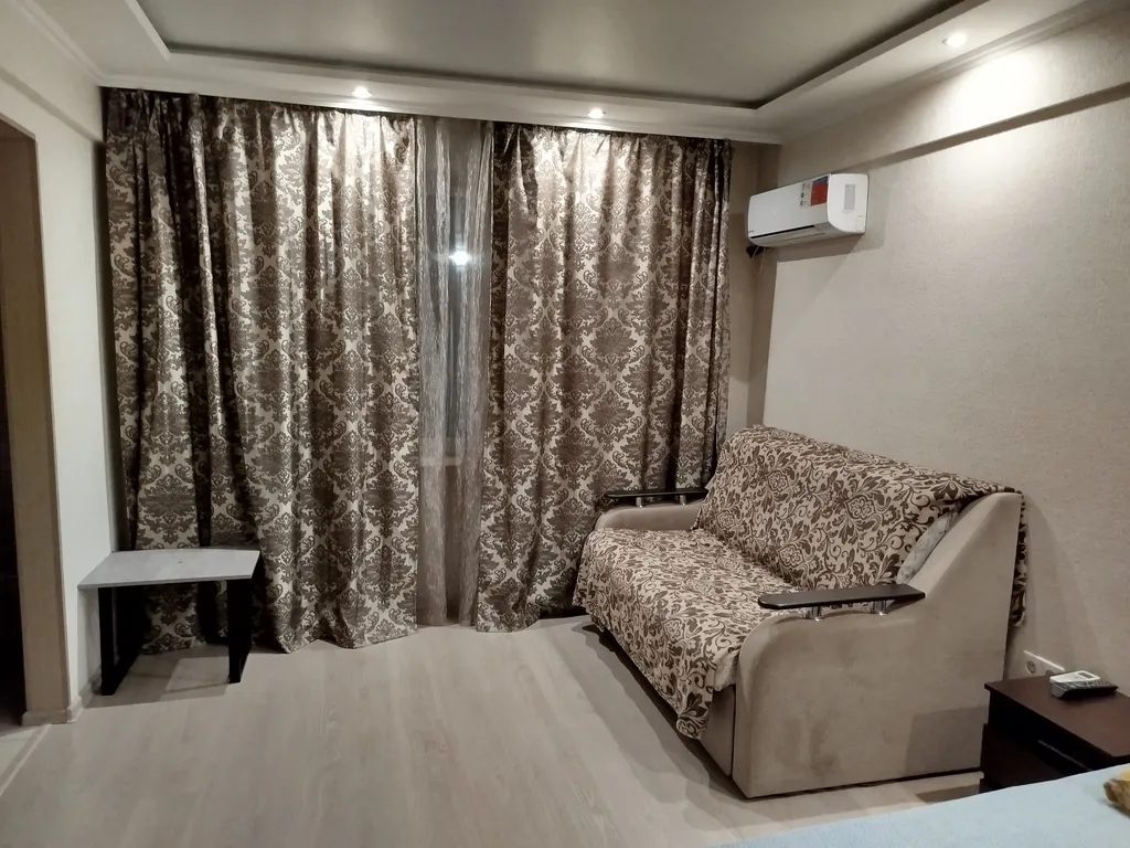 Уютная квартира рядом с центром. Иркутская 7