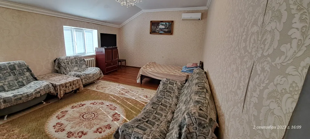 Дом в спокойном районе.