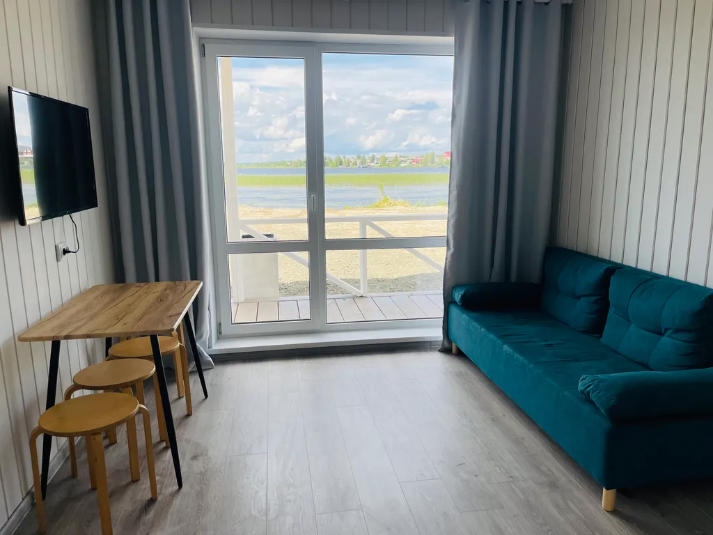 Дом на берегу озера Логмозеро