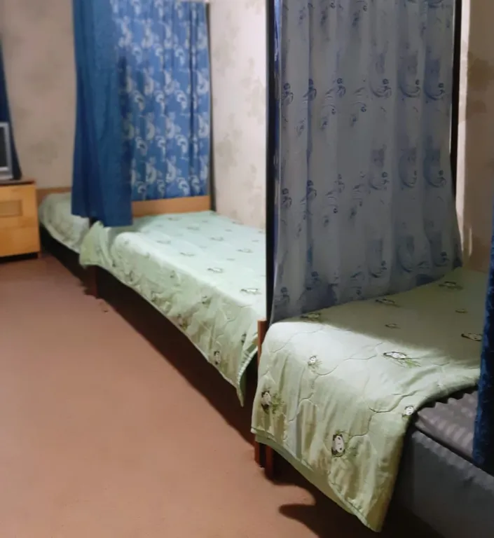 Комната с койкоместами частном доме в тихом районе недалеко от центра
