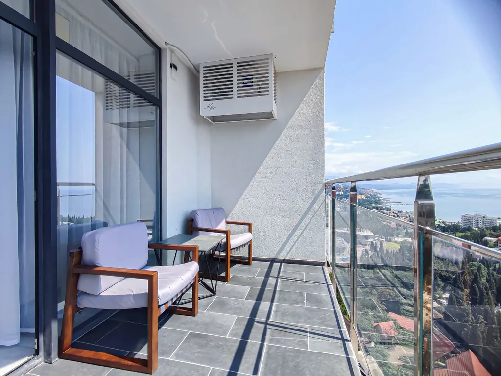 Уютная студия с видом на море