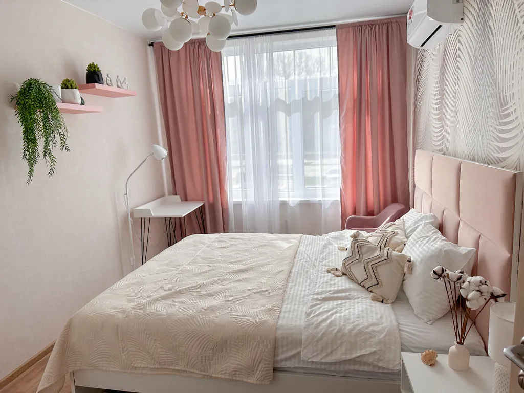 Новые апартаменты в горах у моря с бассейнами