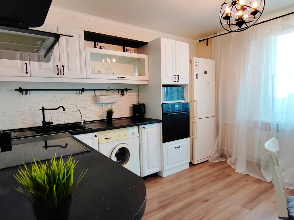 Комфортная квартира с хорошим ремонтом и мебелью