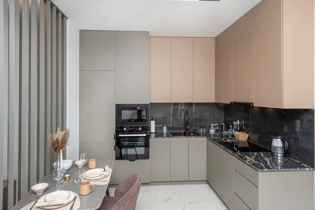 Oceanview Mood by Aesthaven