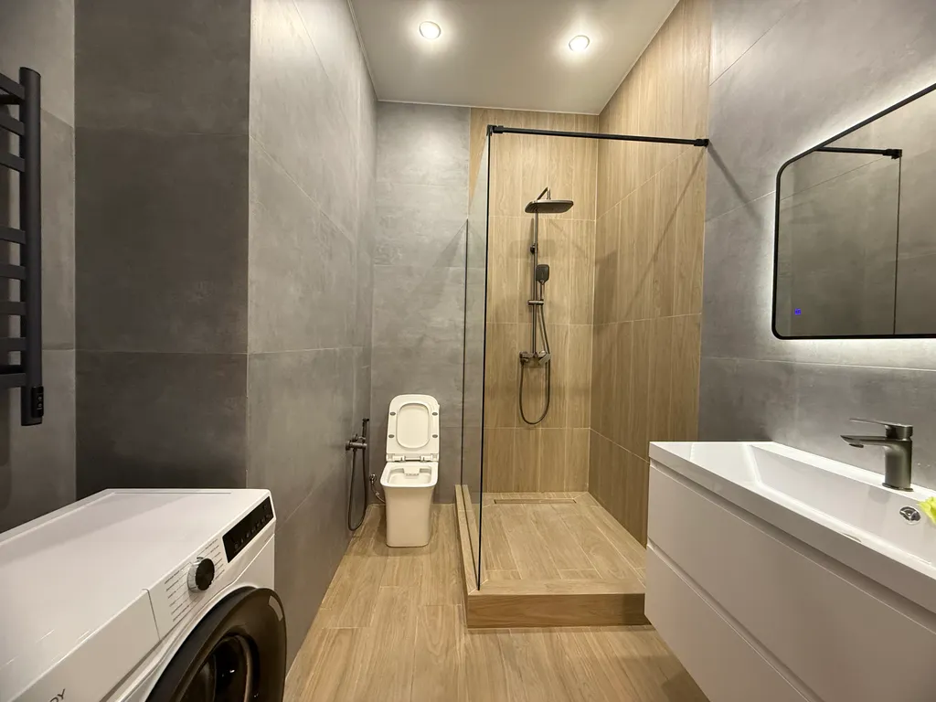 Уютная квартира с видом на горы и сосновый лес для большой семьи