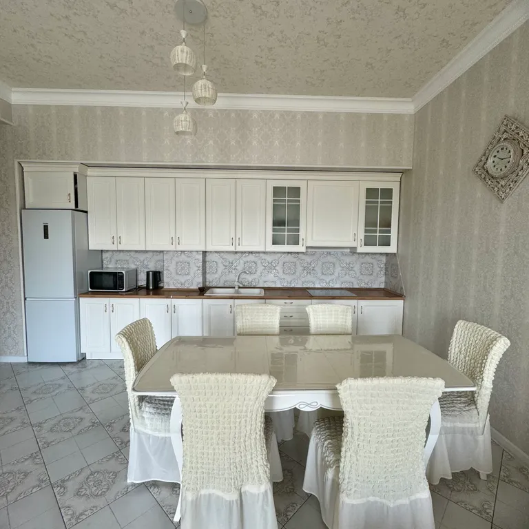 Роскошные трёхкомнатные апартаменты