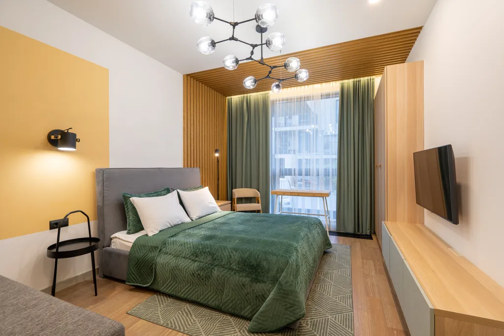 Дизайнерские апартаменты Охта КраСКИ Green