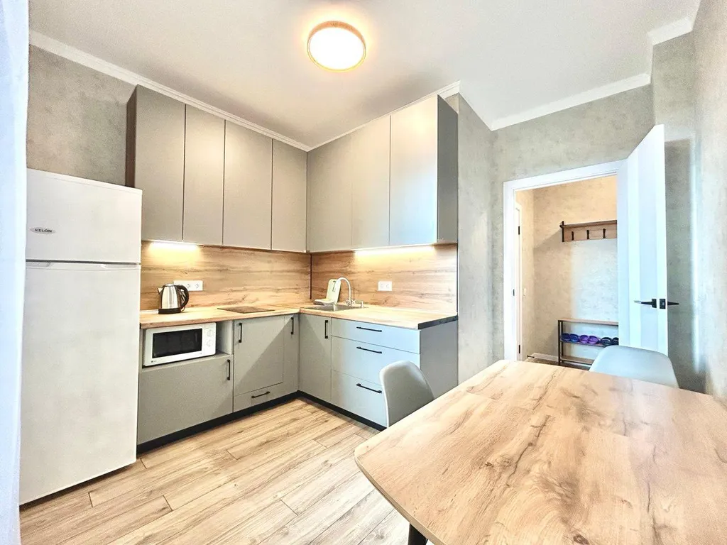 Видовая квартира в новом доме в центре