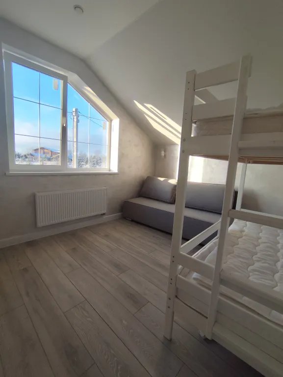 Большой дом с новым ремонтом