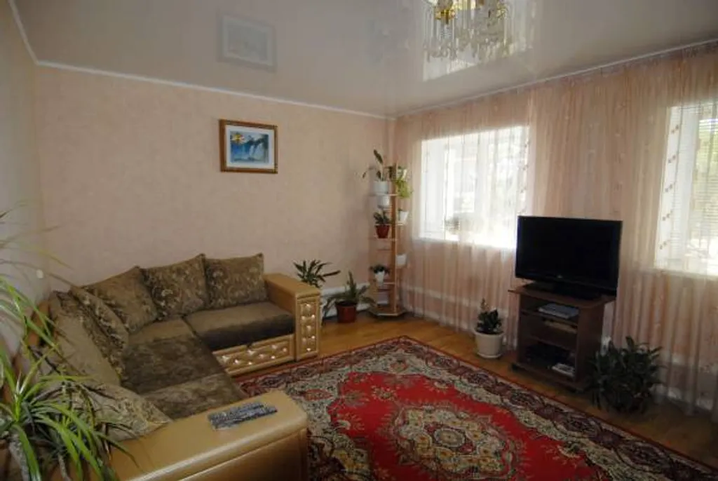 Коттедж 3-комнатный Дом — аренда посуточно в Соль-Илецк