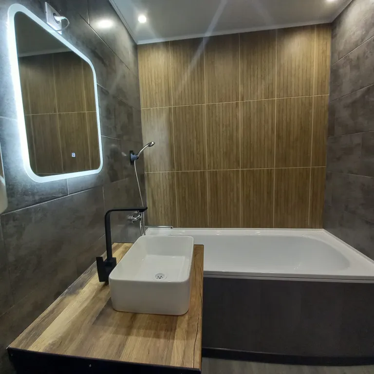 Квартира с евроремонтом в новом доме с закрытой территорией