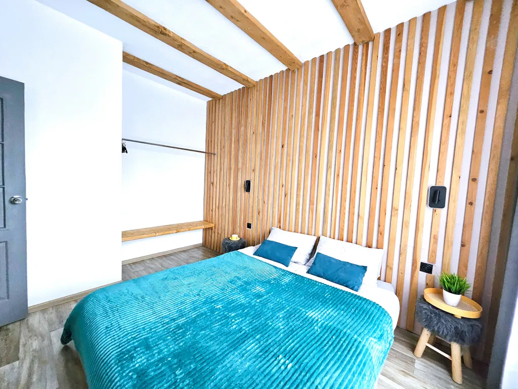 Таунхаус с видом на гору Зелёная