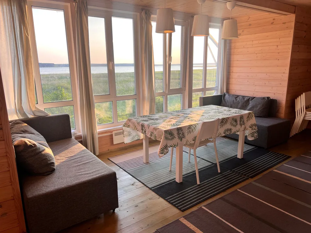 Номер с 3-мя спальнями
С видом на озеро и закат