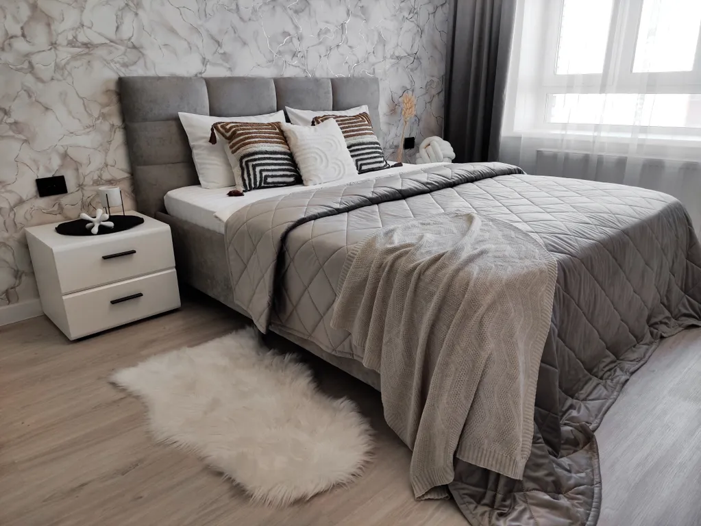 Большая двухкомнатная квартира в центре