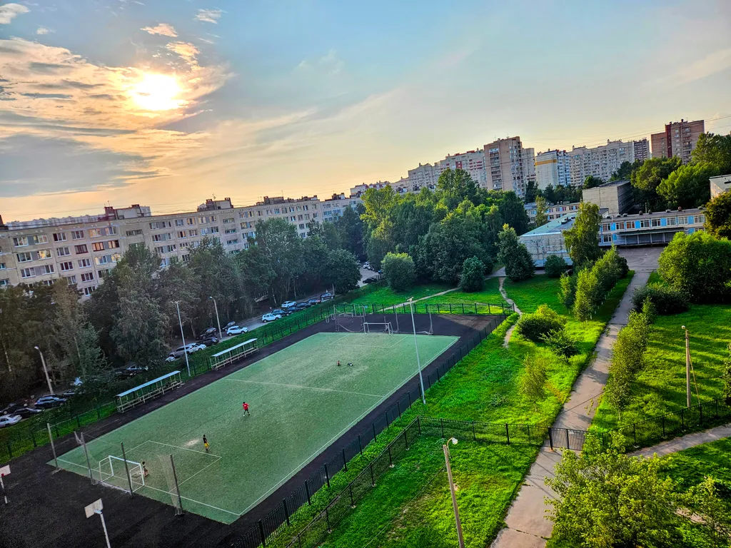 Просторная квартира в невском районе рядом с метро