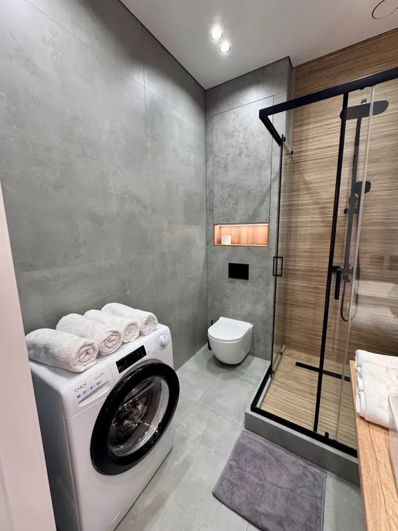 Великолепная квартира в центре с панорамным видом на Золотой мост